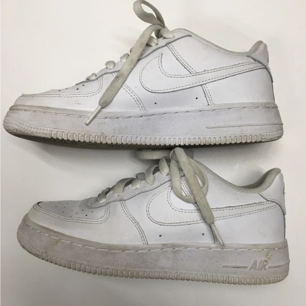 Nike size 5y